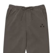 Load image into Gallery viewer, Ascended Alien x🗴x Sweats